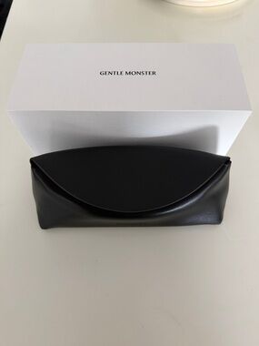 GENTLE MONSTER Black Fold-Over Sunglasses Pouch